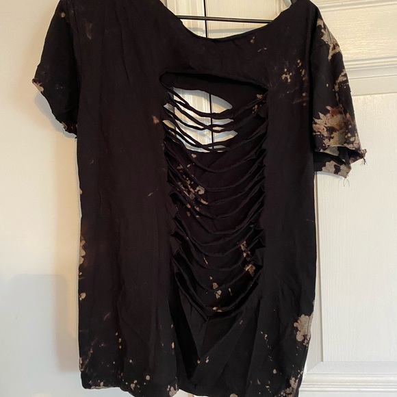 Distress - Picture 2 of 2